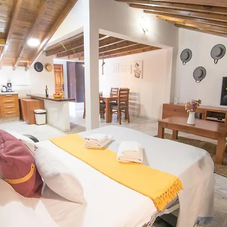 Apartment Tuguest Atico Gracia Granada